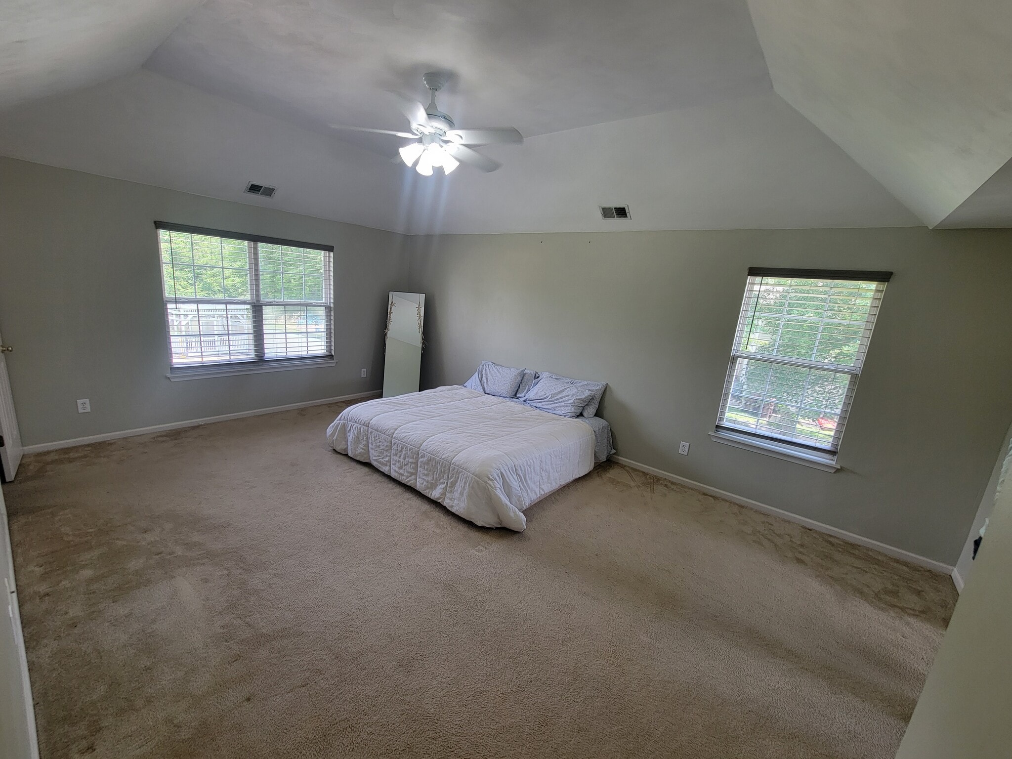 Primary Bedroom - 2257 Averill Dr