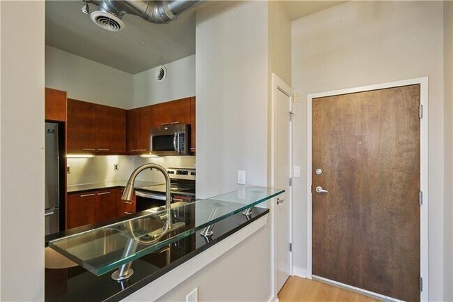 Building Photo - 232 19th St NW