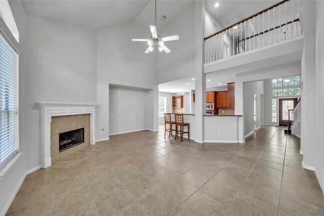 Building Photo - 17426 Memorial Blossom Dr