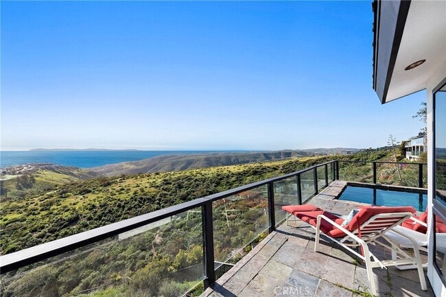 Building Photo - 3253 Alta Laguna Blvd