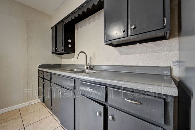 Building Photo - 332 NW 85th St