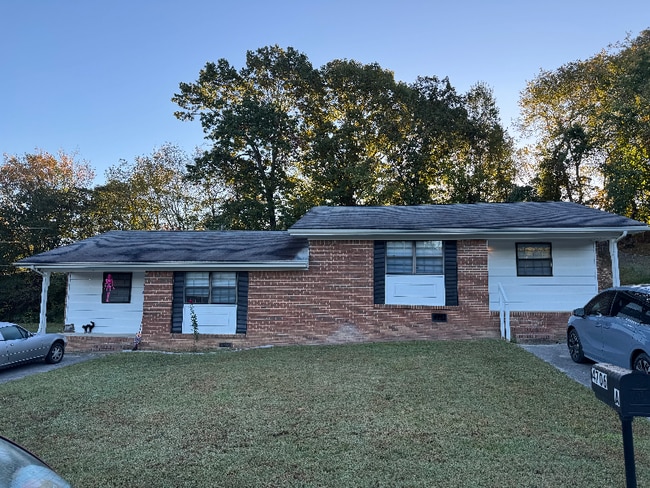 Building Photo - 4706 Metro Park Ln