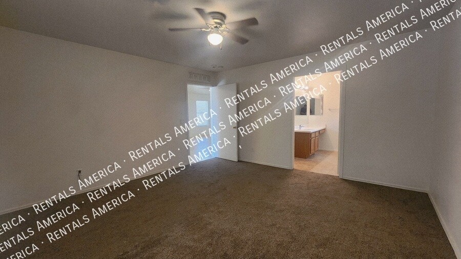 Building Photo - 23804 N High Dunes Dr