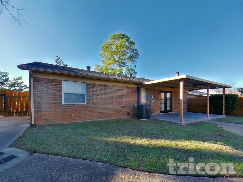 Building Photo - 5536 Dunson Dr