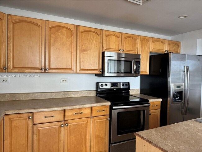 Building Photo - 7545 E Treasure Dr