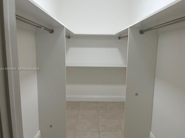 Building Photo - 13823 SW 90th Ave