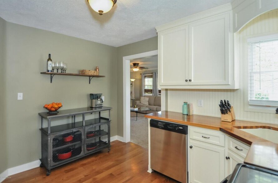 Building Photo - 516 Virginia Ave