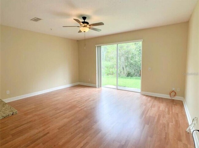 Building Photo - 10429 Kristen Park Dr
