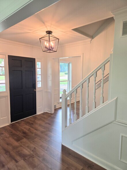 Building Photo - 1441 Stonegate Pass
