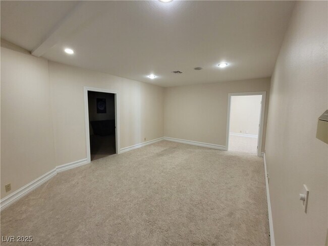Building Photo - 5110 N Valadez St