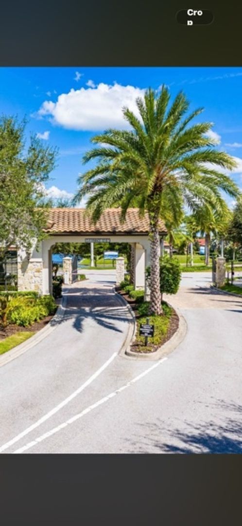 Building Photo - 229 Vinadio Blvd