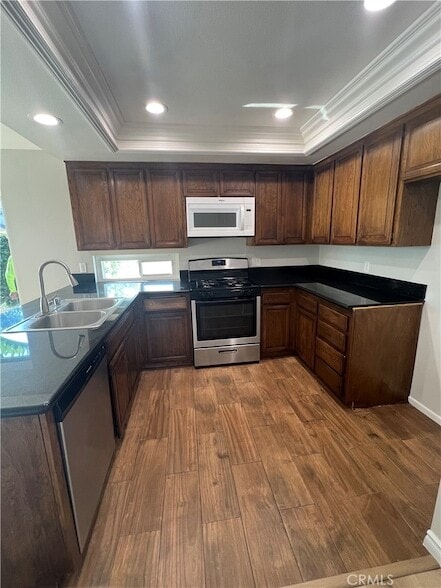 Building Photo - 26 Alderbrook