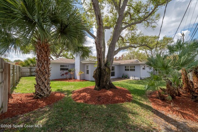 Building Photo - 490 Park Ave