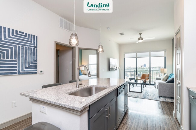 Primary Photo - 99 Westedge St