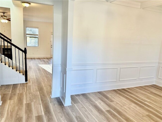 Building Photo - 3805 Alden Pl