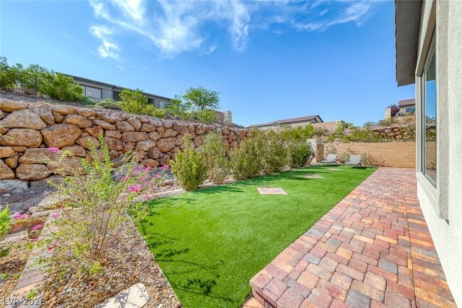 Building Photo - 57 Stone Yucca Ct