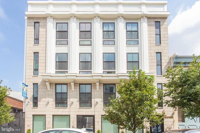 Building Photo - 1533 Parrish St