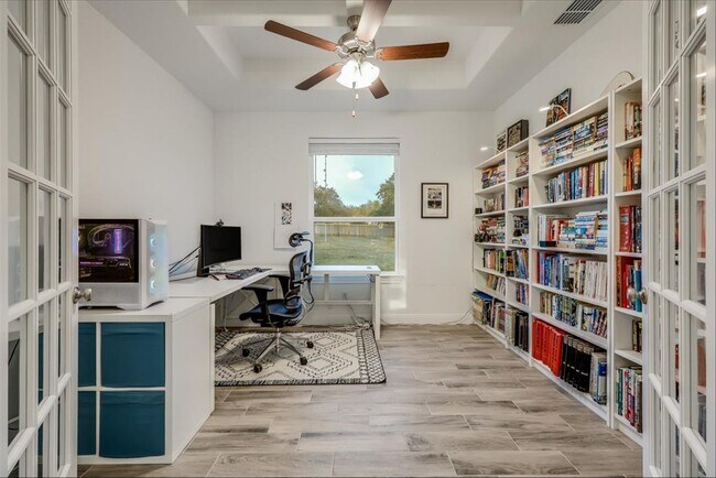 Building Photo - 616 Co Rd 267