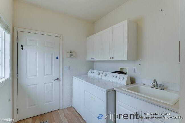 Building Photo - 2 br, 2 bath Townhome - 2803 Wilton Ln E, ...