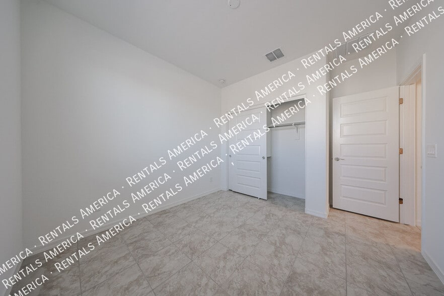 Building Photo - 14830 W Gray Fox Trl