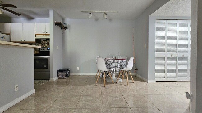 Building Photo - 3995 W McNab Rd