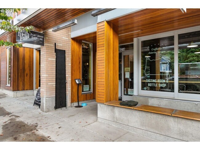Building Photo - Urban Retreat in the Heart of Mississippi w/ Reserved Parking – 2bd/1.bath Upscale Condo