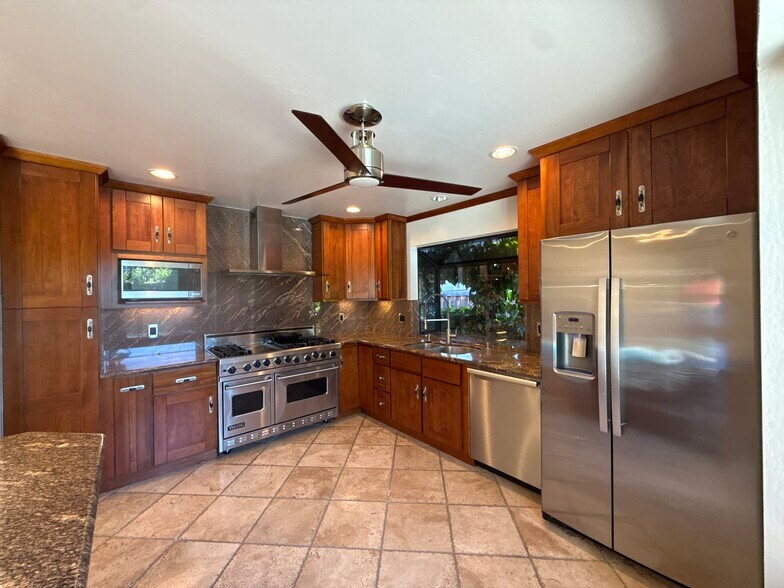 Building Photo - 3416 Withersed Ln