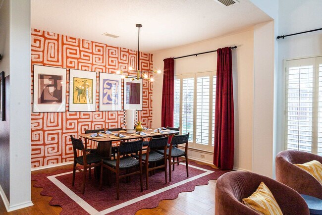 Building Photo - 2002 Chittim Trail Dr