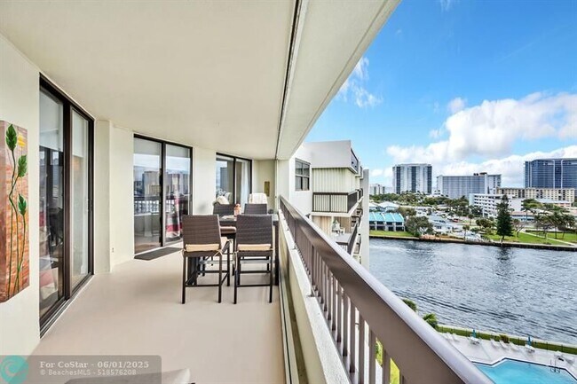 Building Photo - 2900 NE 14th Street Causeway