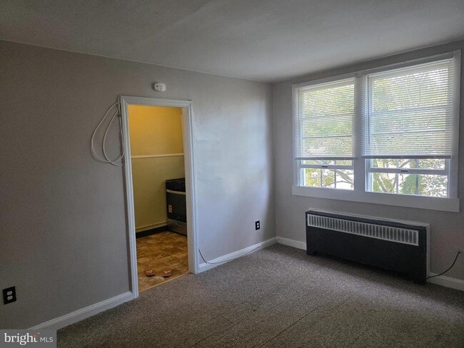 Building Photo - 854 Windermere Ave