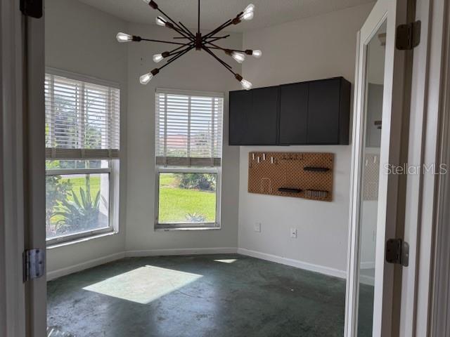 Building Photo - 7 Deerwood St