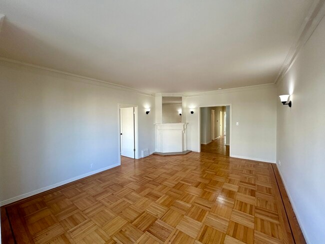 Building Photo - 153 Stanyan St