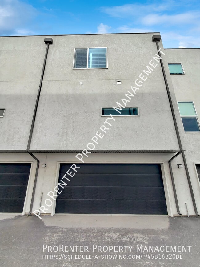 Building Photo - 230 W 1300 S St