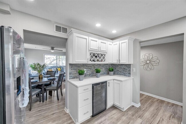 Building Photo - 6311 Newtown Cir