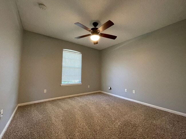 Building Photo - ** Coming Soon ** 3 Bedroom in Plum Tree