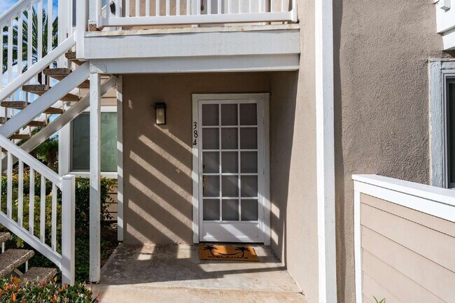 Building Photo - Ocean Views – Beachside Living