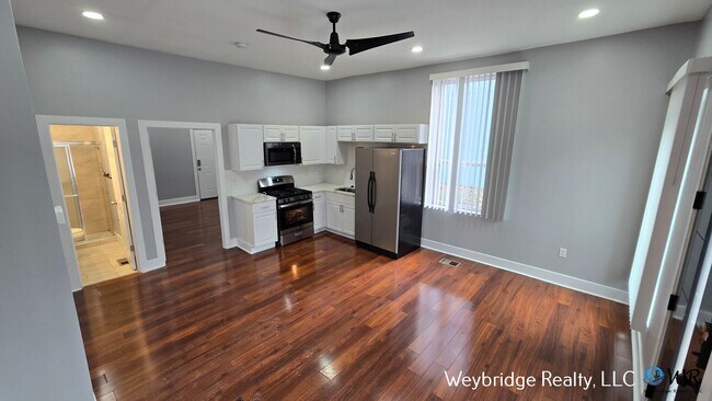 Building Photo - 2934 Sidney Ave