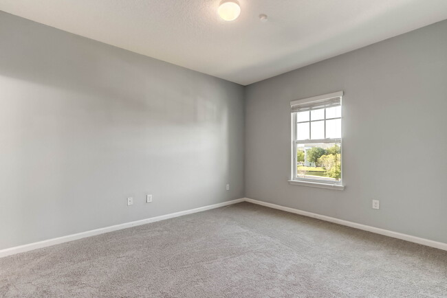 Building Photo - 4982 Key Lime Dr