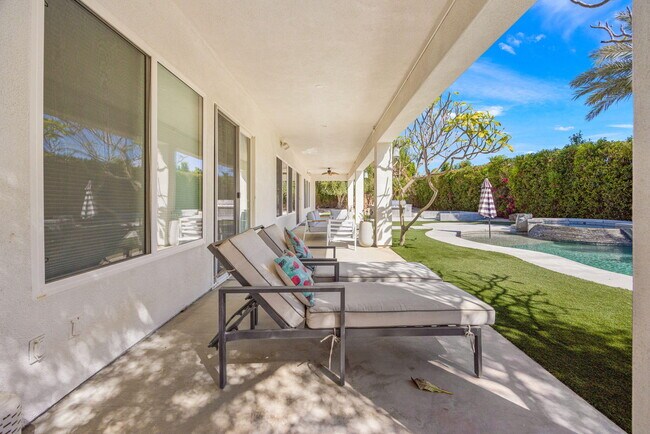 Building Photo - 49392 Hohokam River St