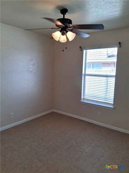 Building Photo - 3107 Lavender Ln