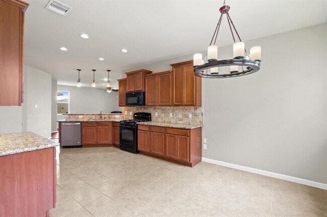 Building Photo - 18339 Red Oak Manor Ln