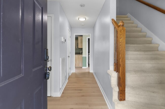 Building Photo - 934 Hedge Apple Dr