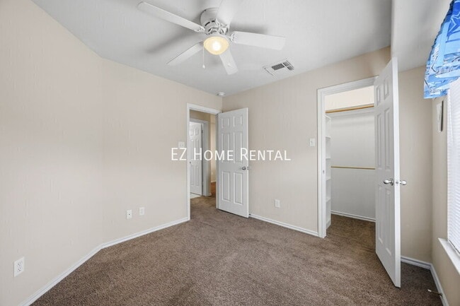 Building Photo - 2951 Hackamore Hollow Ln