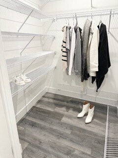 Building Photo - 585 Essex St