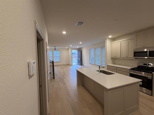 Building Photo - 1030 Bristleleaf Wy