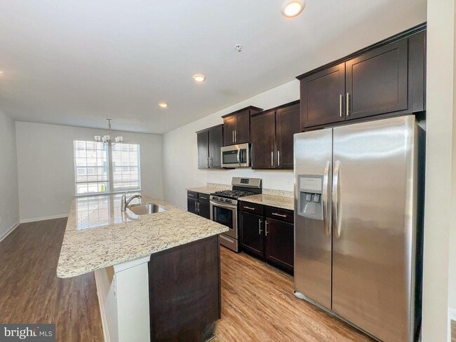 Building Photo - 1713 Red Fox Trl