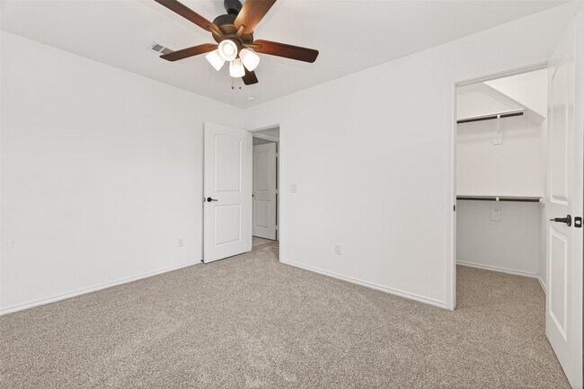 Building Photo - 5122 Emma Forest St