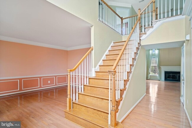 Building Photo - 43513 Lucketts Bridge Cir