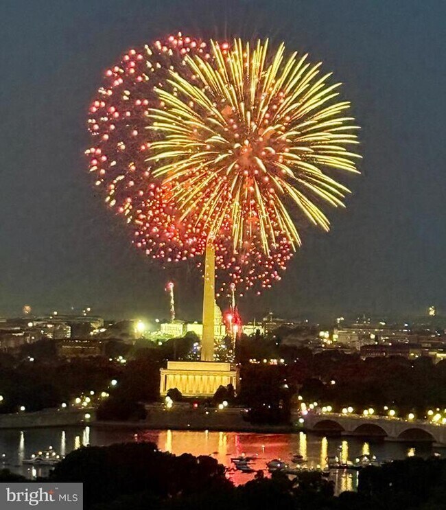 Building Photo - 1200 N Nash St