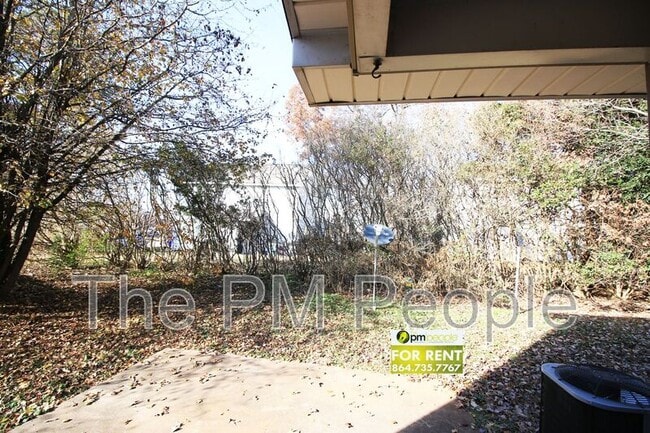 Building Photo - 13 Pointer Ln